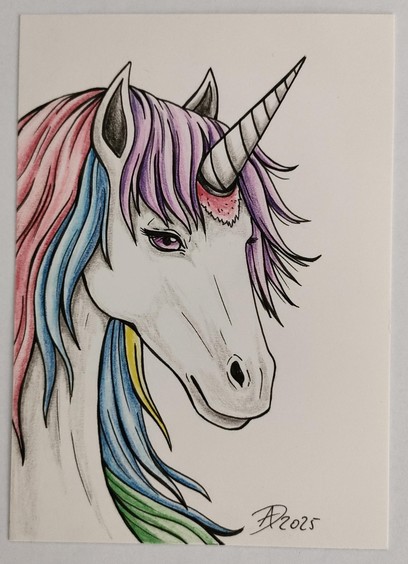 Ein weißes Einhorn mit bunter Mähne. Lila/rosa, rot, blau, grün und gelb. DIN A6 Format