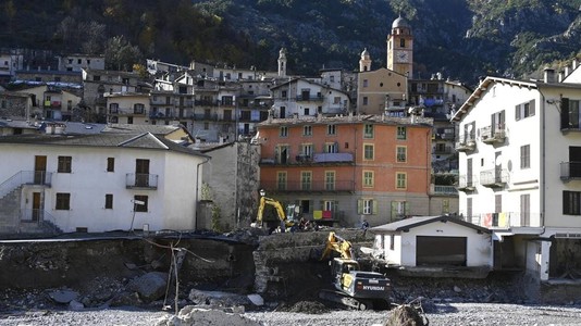 Le village de Tende - vallée de la Roya - Alpes Maritimes - Tempête Alex 06