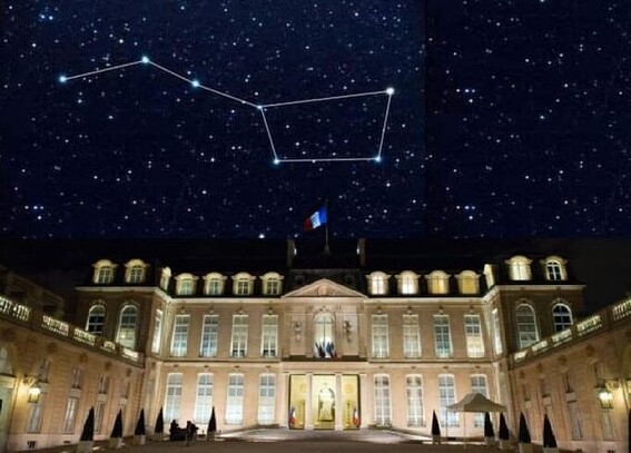 Photo de nuit de la grand ourse ou grand casserole au-dessus de l'élysée #casserolades #1erMai2023