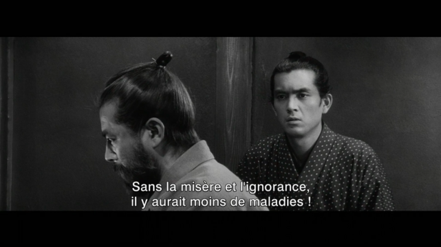 Capture d'écran du film "Barberousse" avec Toshiro Mifune (Barberousse) et Yuzo Kayama (Yasumoto)