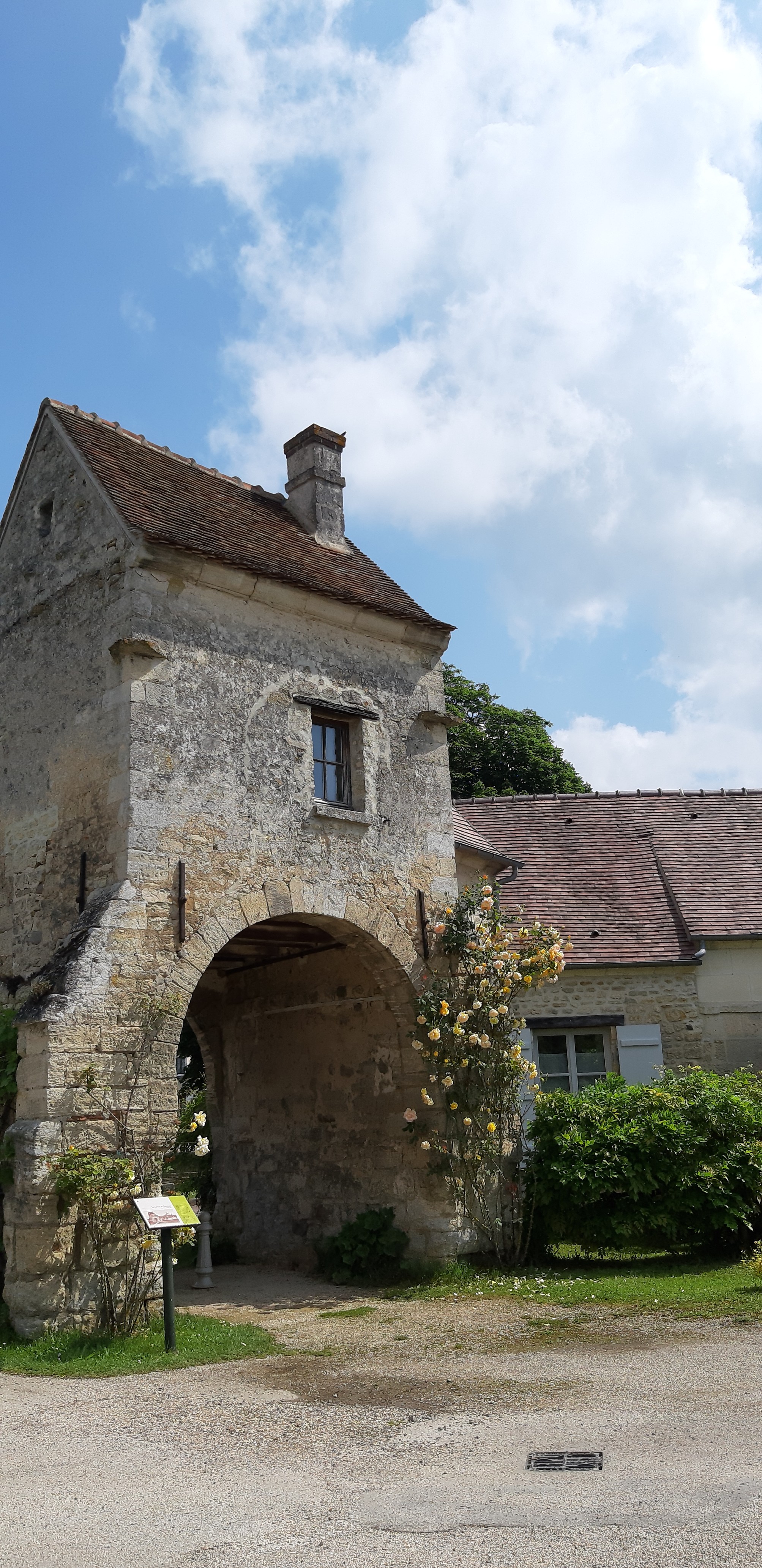 Ancienne porte cochère 