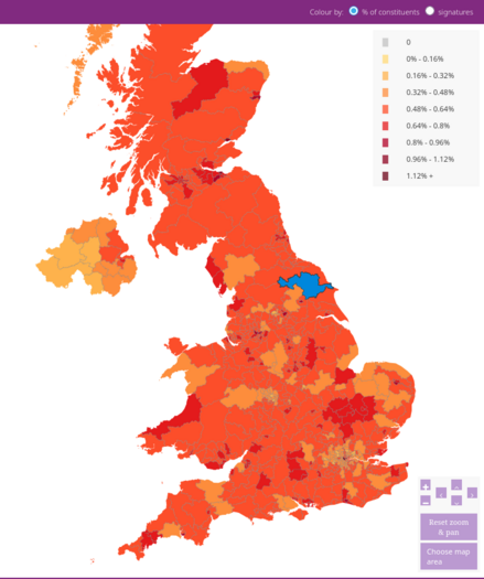 Map showing most constituencies in the UK had between 0.5 % and 1 % of voters sign a petition to Parliament against the Online Safety Act