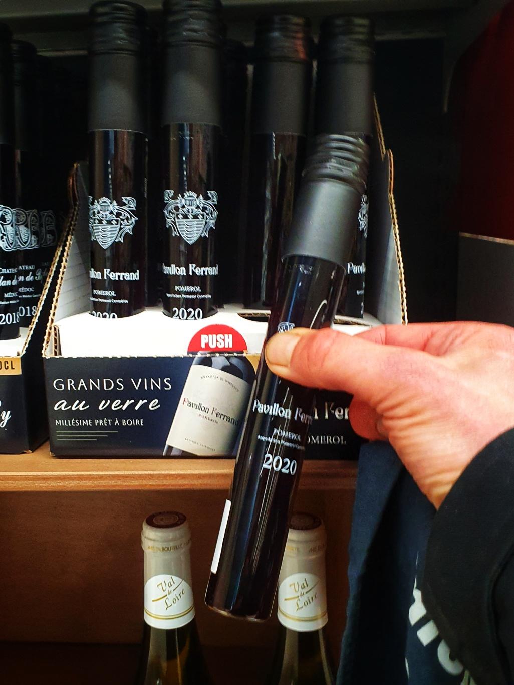 "Grand" vin vendu "au verre"