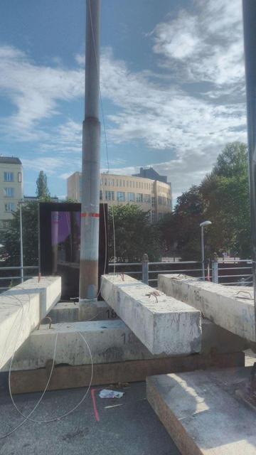 The base of a temporary pole above Junatie (Kinaporinkatu visible in the back)