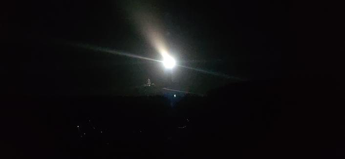 faisceaux lumineux du phare sous un angle différent